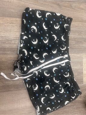 Secret Treasures Black Moon & Star Print Pajama Shorts with Blue Accents